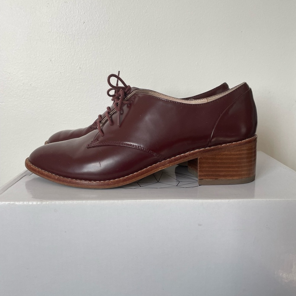 Burgundy Block Heel Oxford Shoe.